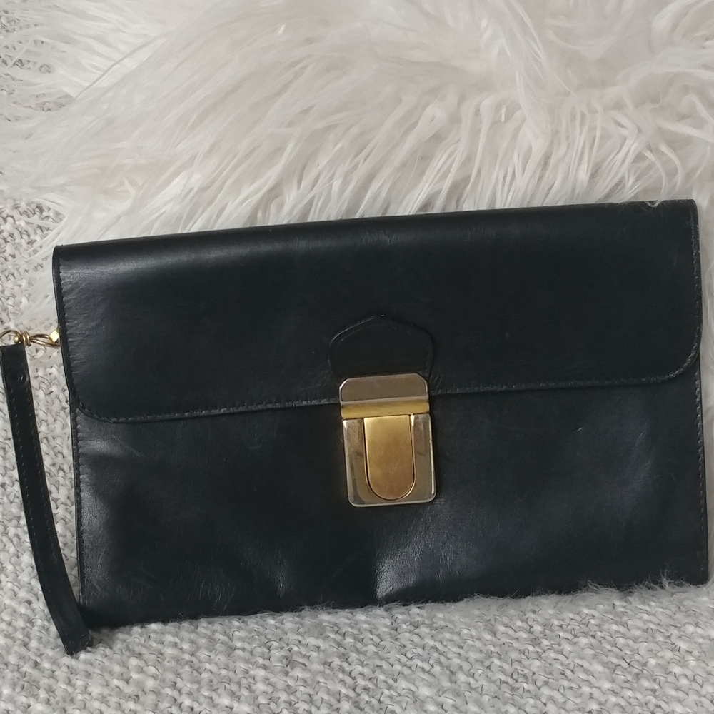 ⭐Givenchy Vintage Black Smooth Leather Clutch - Picture 4 of 9